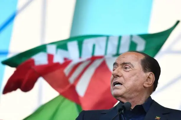 Lettera Aperta n.1 al Fratello Silvio Berlusconi del 26 luglio 2010(Ed Esortazioni a Bersani, D’Alema, Veltroni, Di Pietro, Casini, Rutelli)